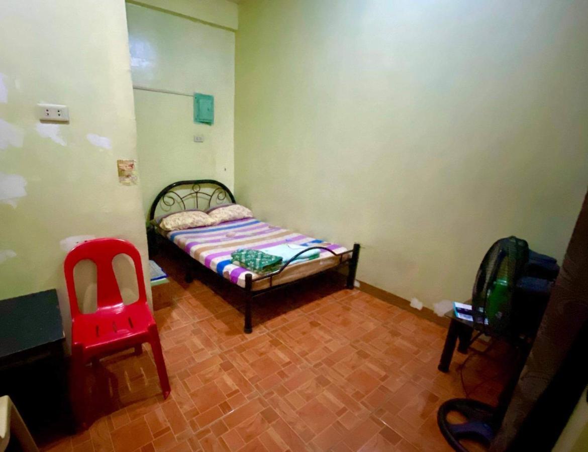 Belen Favila Transient Rooms Near Airport Terminal 3 มะนิลา ภายนอก รูปภาพ